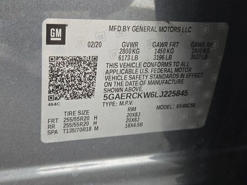 Used 2020 Buick Enclave Premium w/ Surround and Sites Package image 40