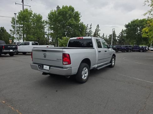 Used 2017 RAM 1500 ST w/ SXT Appearance Group AWD/4WD image 5