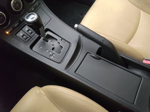 Used 2013 MAZDA MAZDA3 i Grand Touring image 26