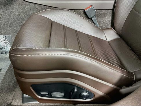 Certified 2025 Porsche Panamera 4S AWD/4WD image 12