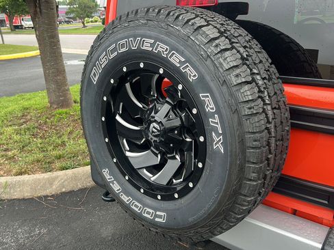 Used 2015 Jeep Wrangler Unlimited Sahara w/ Trailer Tow Group AWD/4WD image 5