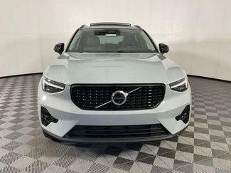 New 2026 Volvo XC40 B5 Plus w/ Protection Package Premier video 2