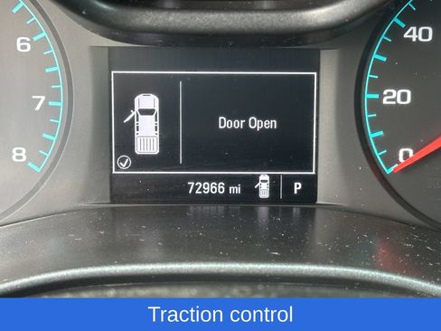 Used 2022 Chevrolet Colorado W/T AWD/4WD image 3