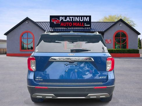 Used 2023 Ford Explorer XLT w/ Equipment Group 202A AWD/4WD image 6