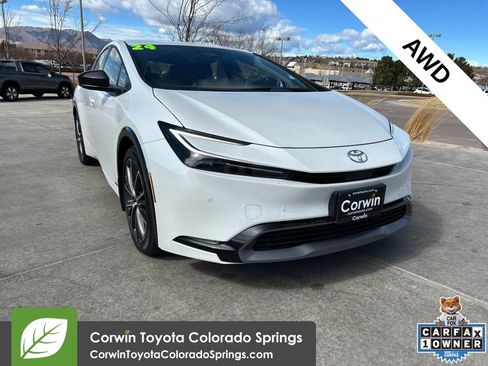 Used 2024 Toyota Prius XLE image 1
