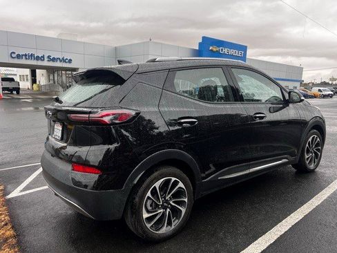 Certified 2023 Chevrolet Bolt EUV Premier image 3