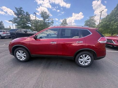 Used 2016 Nissan Rogue SV AWD/4WD image 8