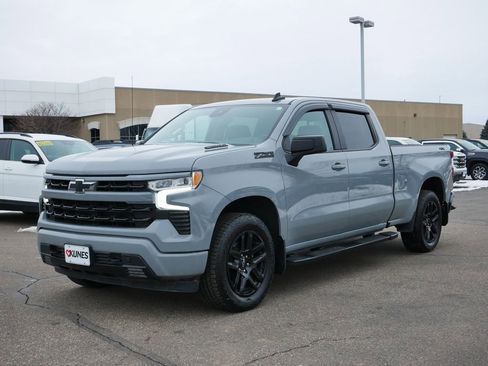 Used 2024 Chevrolet Silverado 1500 RST w/ Convenience Package II image 3
