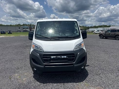 Used 2025 RAM ProMaster 2500 w/ Convenience Group FWD image 8
