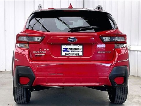 Used 2023 Subaru Crosstrek 2.0i Premium image 4