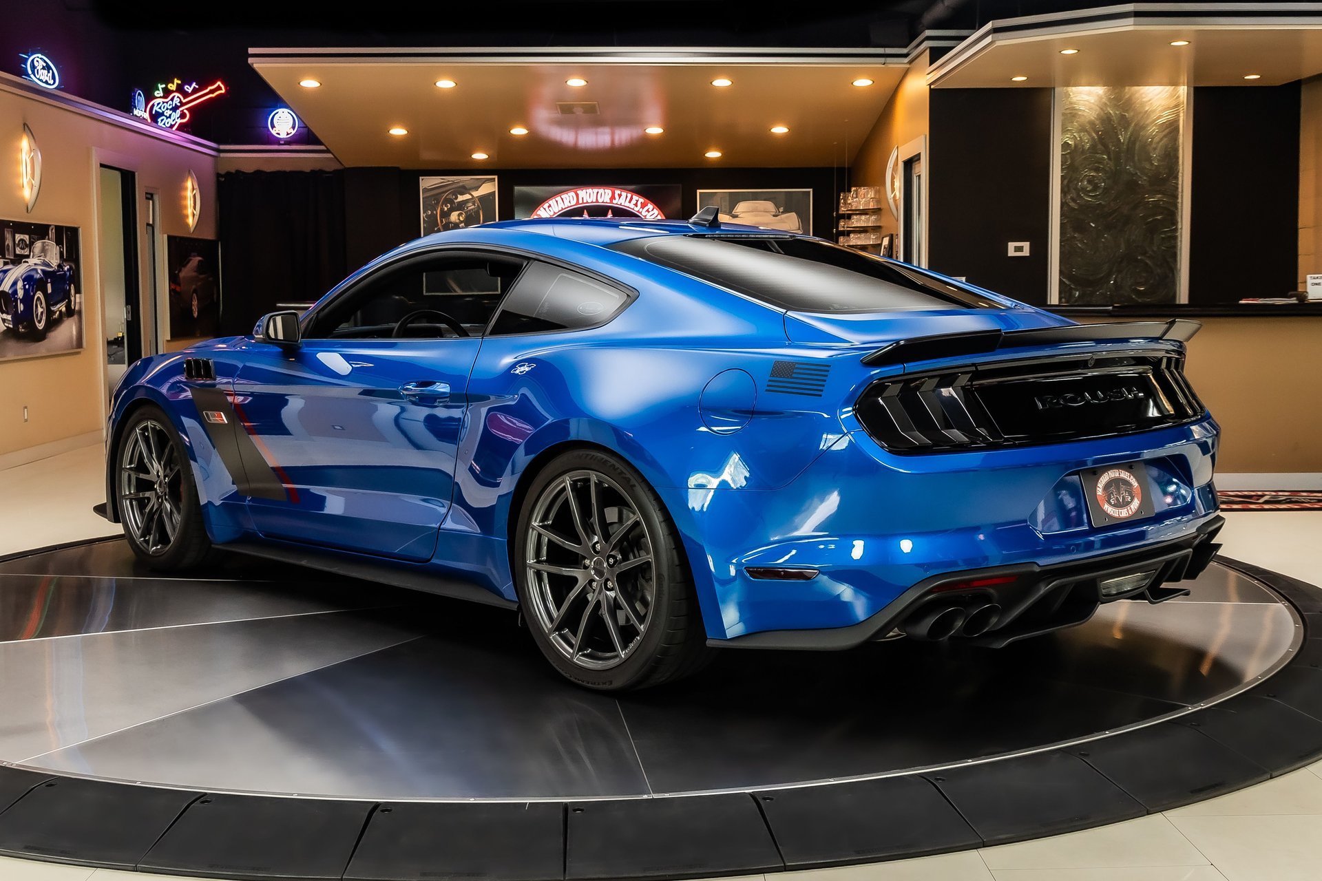 Used 2021 Ford Mustang GT Premium w/ GT Performance Package RWD image 16