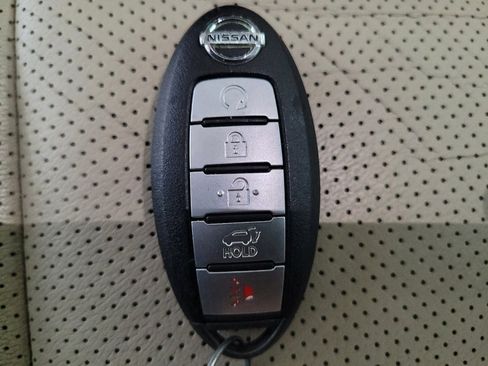 Used 2017 Nissan Murano SL FWD image 32