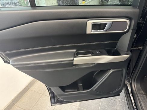 Certified 2022 Ford Explorer XLT w/ Equipment Group 202A image 18