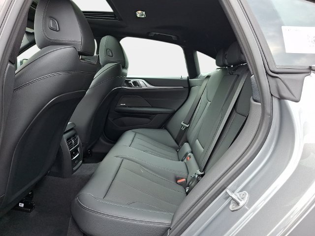 New 2026 BMW 430i xDrive w/ Premium Package AWD/4WD image 9