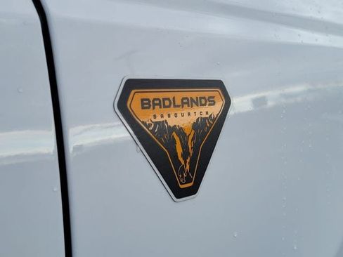 New 2025 Ford Bronco Badlands w/ Sasquatch Package image 13