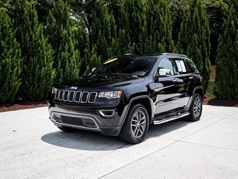 Used 2018 Jeep Grand Cherokee Limited AWD/4WD image 5