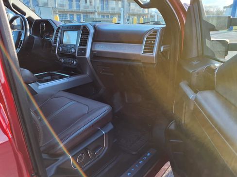 Used 2017 Ford F350 Platinum image 30