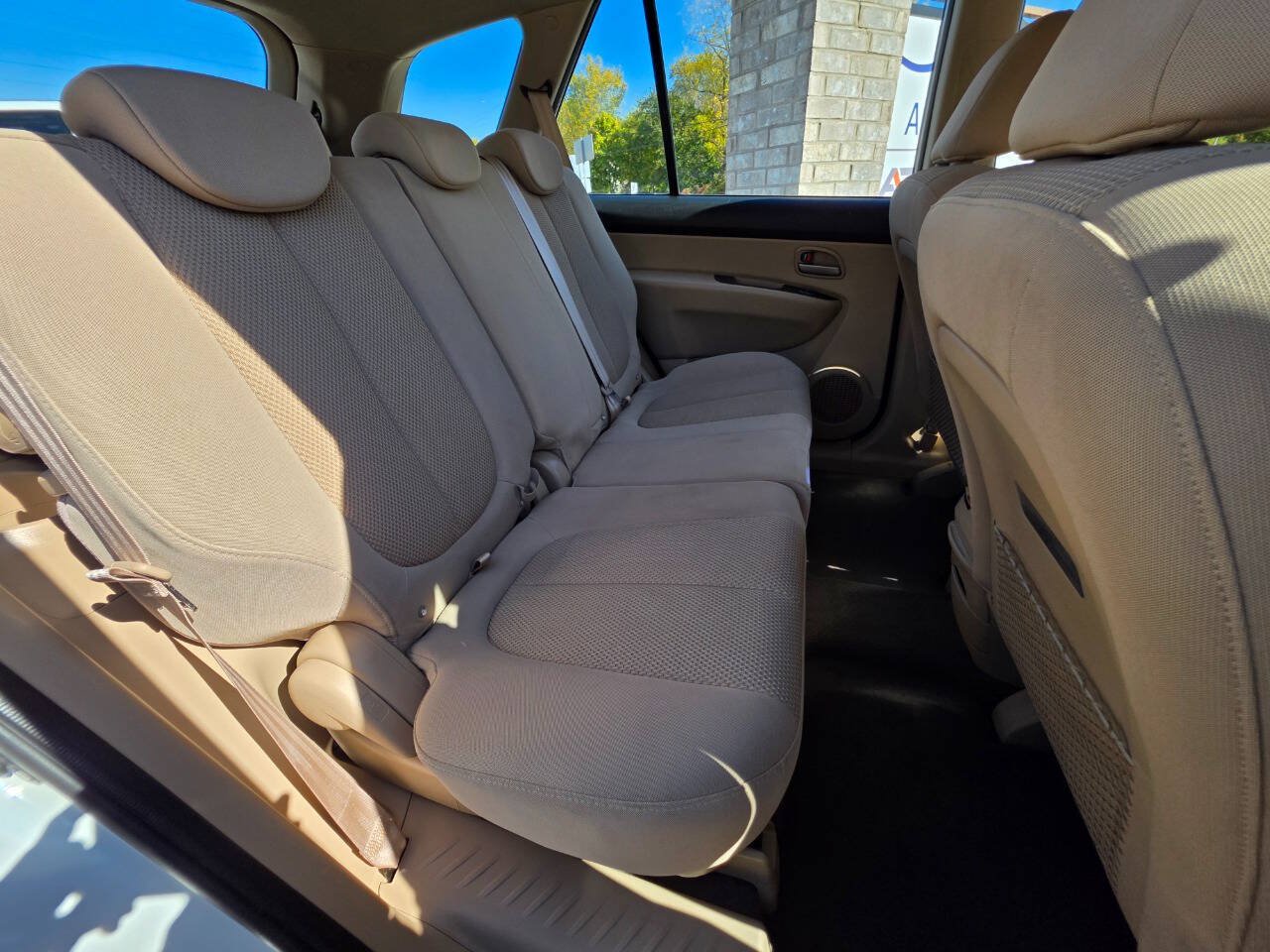 Used 2008 Kia Rondo EX FWD image 15
