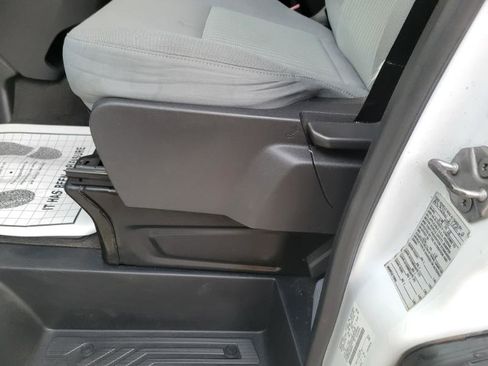 Used 2018 Ford Transit 350 XLT image 47