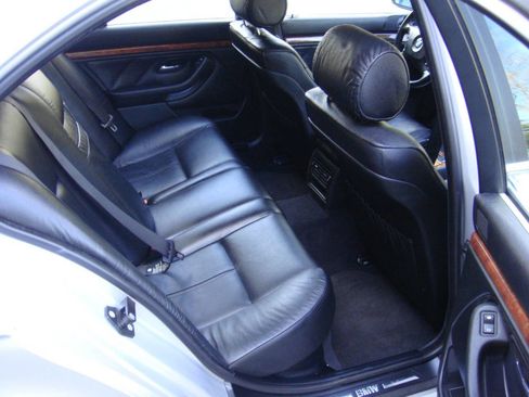 Used 2002 BMW 530i Sedan image 12