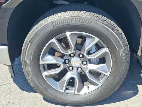 Certified 2023 Chevrolet Silverado 1500 LT AWD/4WD image 8
