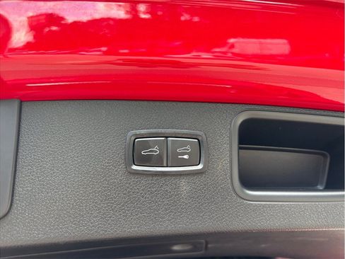 Used 2018 Porsche Macan Sport Edition AWD/4WD image 51