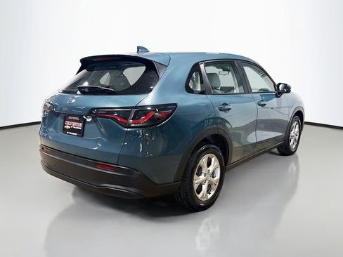 Used 2023 Honda HR-V LX image 7
