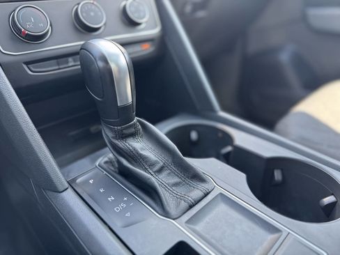 Used 2018 Volkswagen Atlas Launch Edition image 31