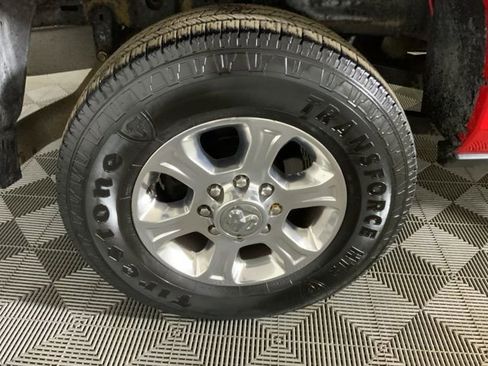 Used 2019 RAM 2500 Big Horn image 13