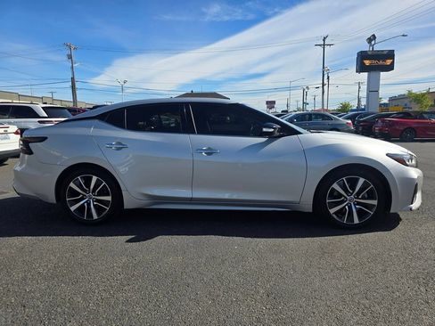 Used 2019 Nissan Maxima 3.5 SV w/ Floor Mat Group FWD image 5