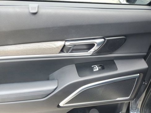 Certified 2021 Kia Telluride SX w/ Towing Package image 10