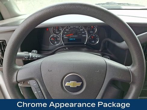 Used 2025 Chevrolet Express 2500 w/ Driver Convenience Package RWD image 3