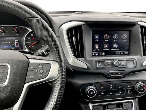 Used 2025 GMC Terrain Elevation image 6