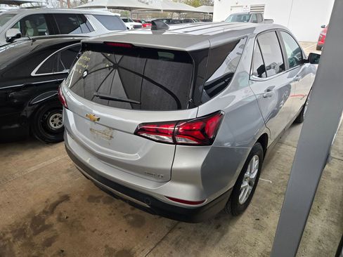 Used 2022 Chevrolet Equinox LT image 6