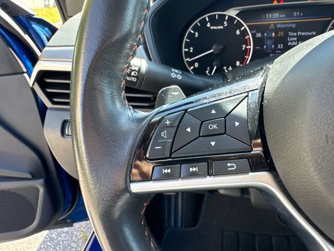 Used 2025 Nissan Altima 2.5 SR FWD image 24