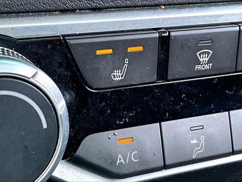 Used 2022 Nissan Altima 2.0 SR image 34