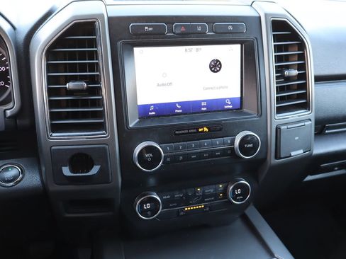 Used 2021 Ford Expedition XLT RWD image 7