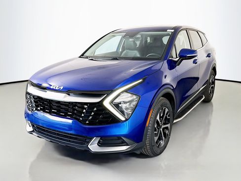 Used 2023 Kia Sportage EX FWD image 4