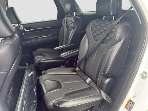 Used 2022 Hyundai Palisade Limited image 14