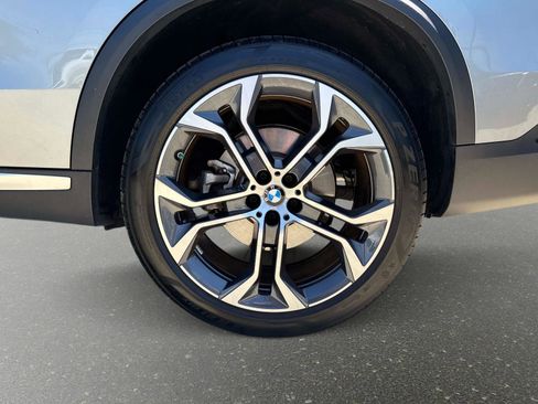 Used 2024 BMW X5 xDrive40i w/ Premium Package AWD/4WD image 10