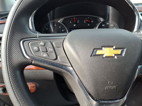 Used 2019 Chevrolet Equinox LT AWD/4WD image 21