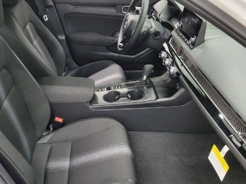 Certified 2025 Honda Civic Sport image 23