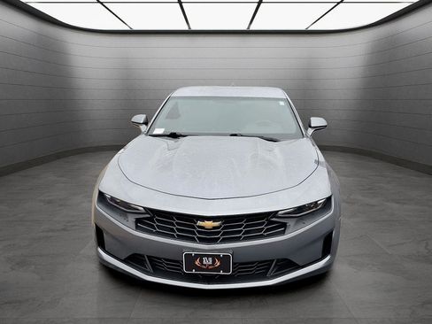 Used 2019 Chevrolet Camaro LT w/ Technology Package image 8