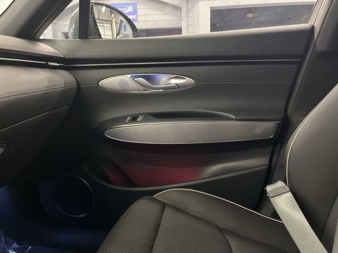 Used 2025 Genesis GV70 3.5T Sport image 14