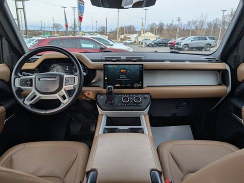 Used 2025 Land Rover Defender 110 S AWD/4WD image 11