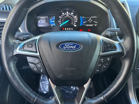 Used 2022 Ford Edge SEL image 14