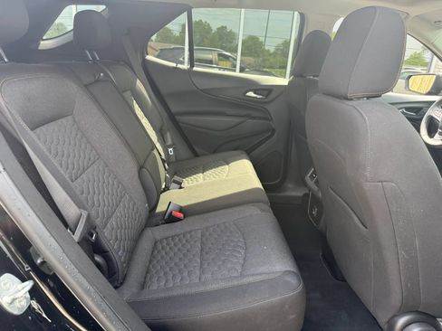 Used 2021 Chevrolet Equinox LT FWD image 16