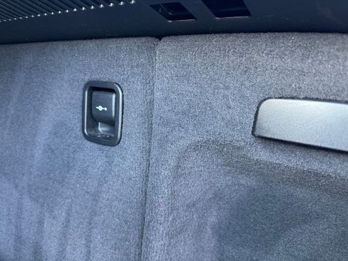 Used 2017 BMW X6 M image 35