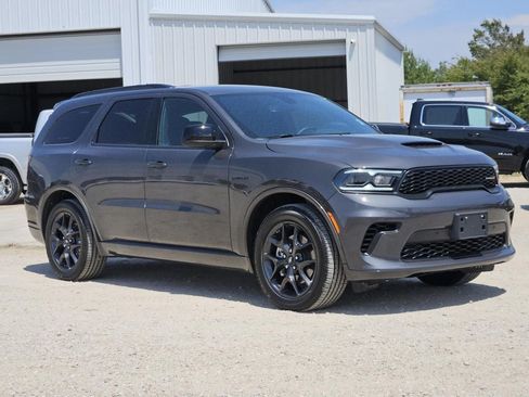 Used 2026 Dodge Durango GT w/ Blacktop Package AWD/4WD image 2