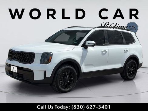 Used 2025 Kia Telluride AWD image 2